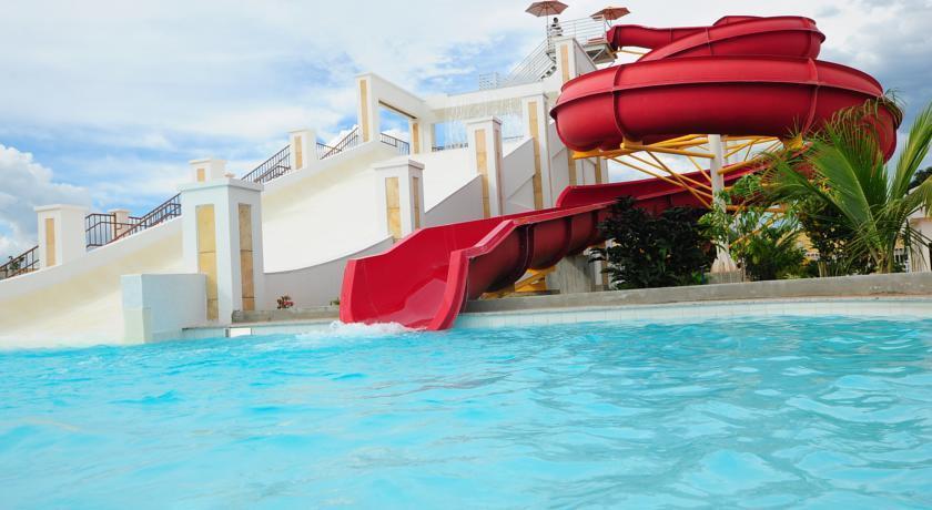 Lacqua Diroma - Piscina De Ondas Exclusiva Apartahotel 3*